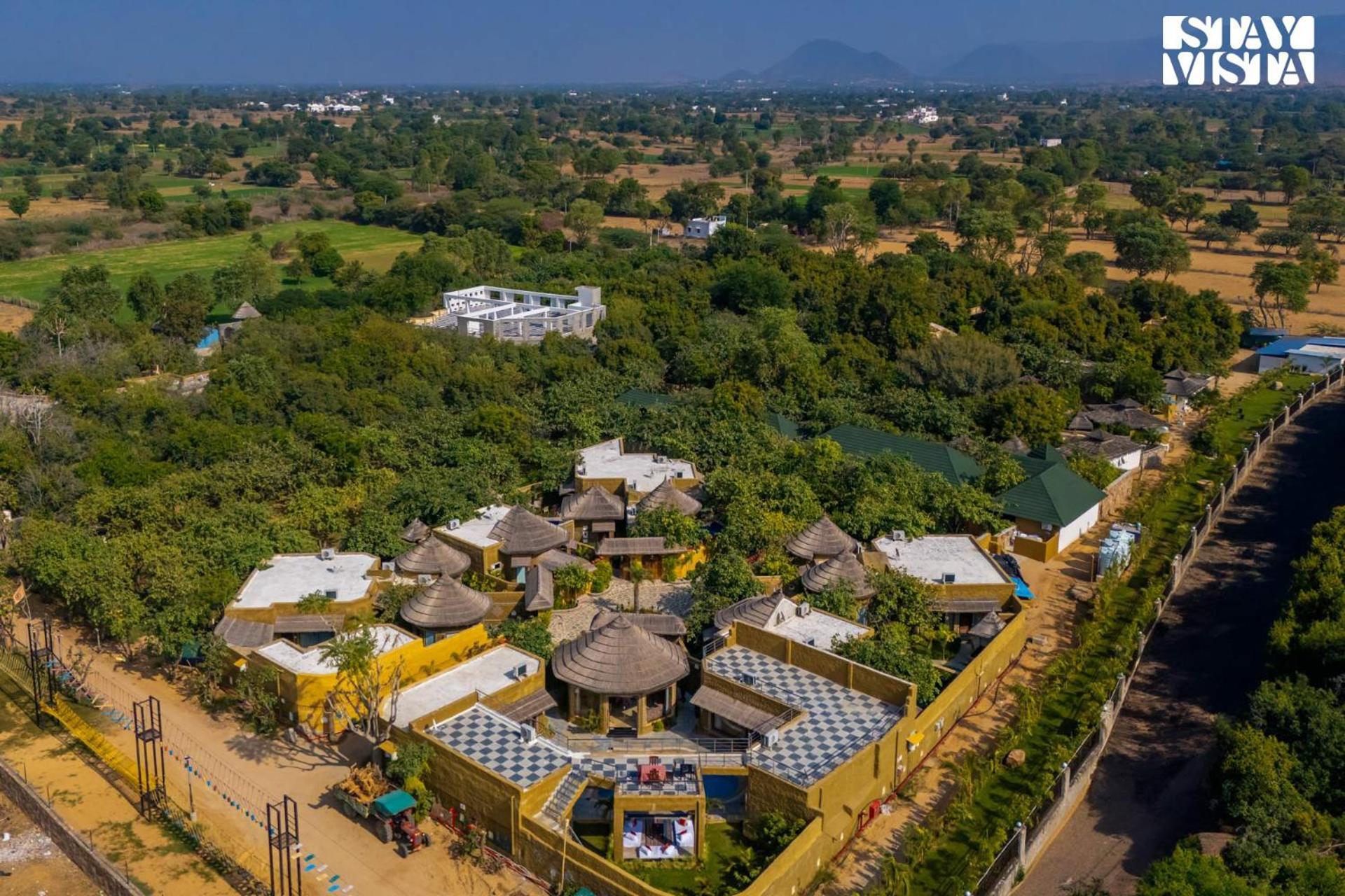 Stayvista'S Majestic Mud House - Rajasthani Architecture With Modern Amenities, Outdoor Pool, Adventure Activities, And Spa Pushkar Exterior photo